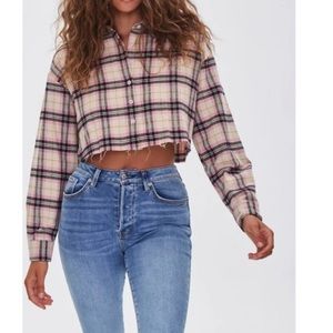 Cropped plaid top
